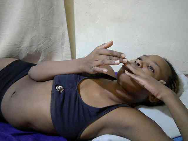queen-slender webcam