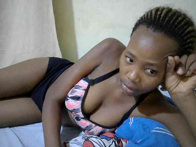 queen-slender webcam