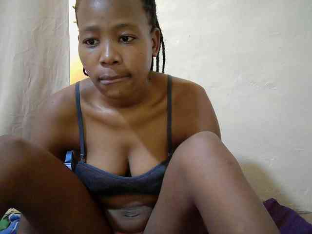 queen-slender webcam