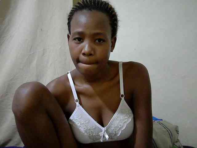 queen-slender webcam