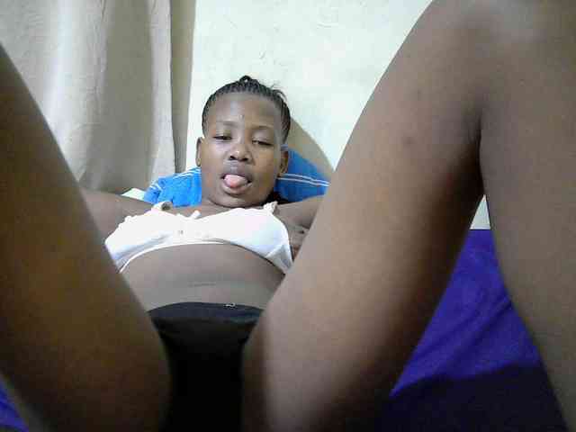 queen-slender webcam