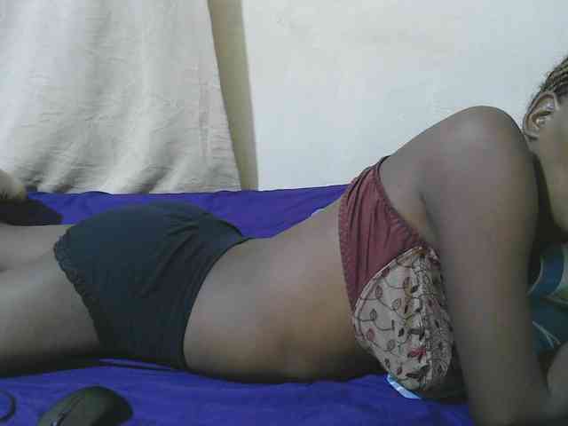 queen-slender webcam