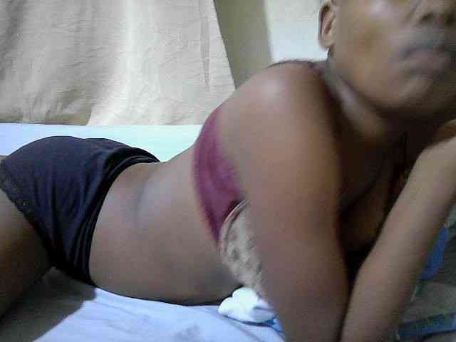 queen-slender webcam