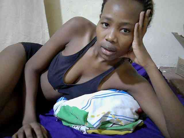 queen-slender webcam