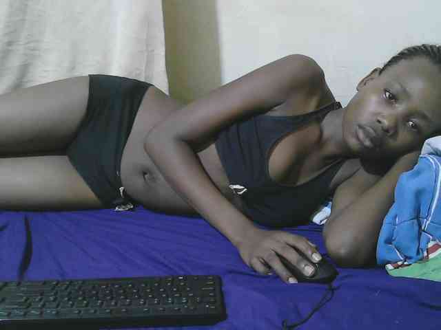 queen-slender webcam