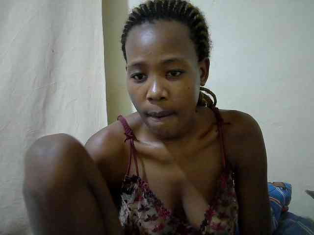 queen-slender webcam