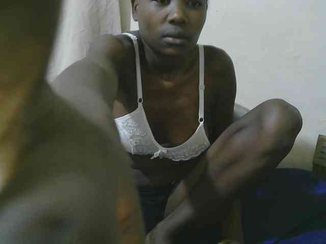 queen-slender webcam