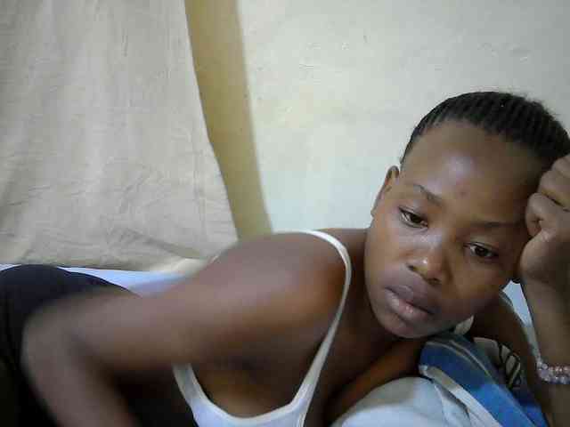 queen-slender webcam