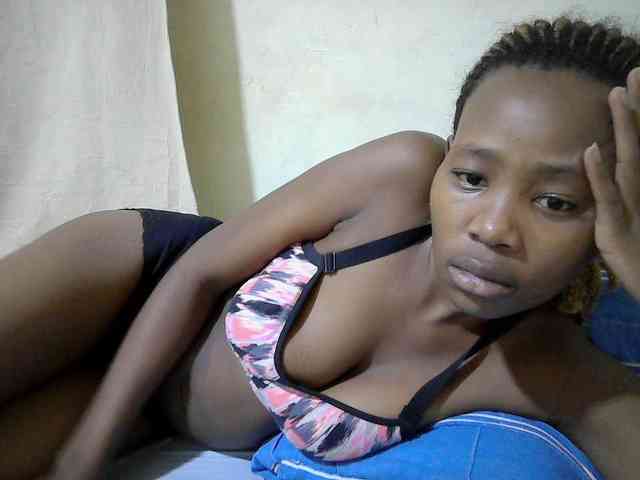 queen-slender webcam