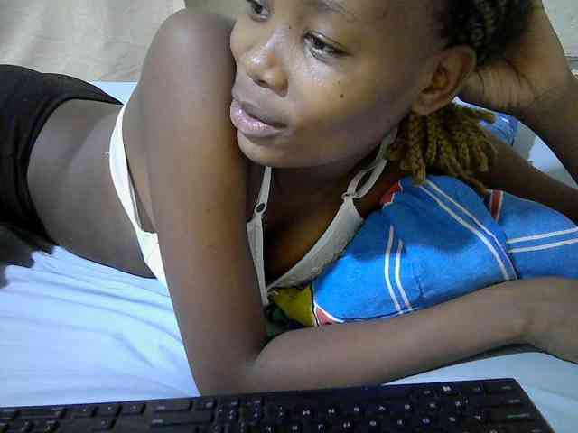queen-slender webcam