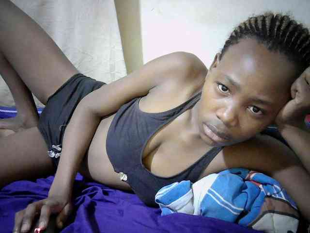 queen-slender webcam