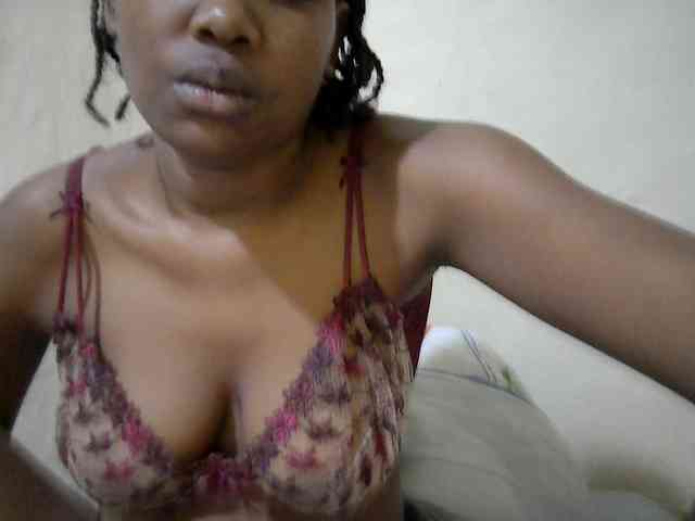 queen-slender webcam