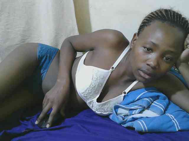 queen-slender webcam