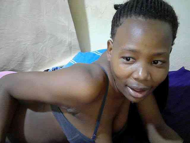 queen-slender webcam