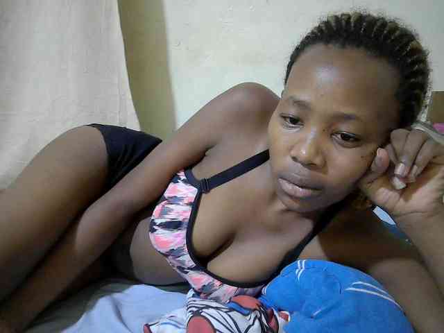 queen-slender webcam