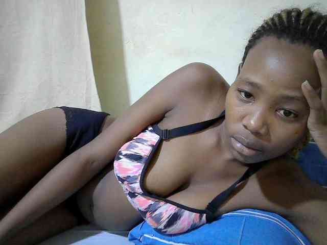 queen-slender webcam