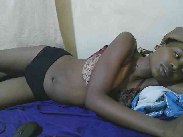 queen-slender webcam