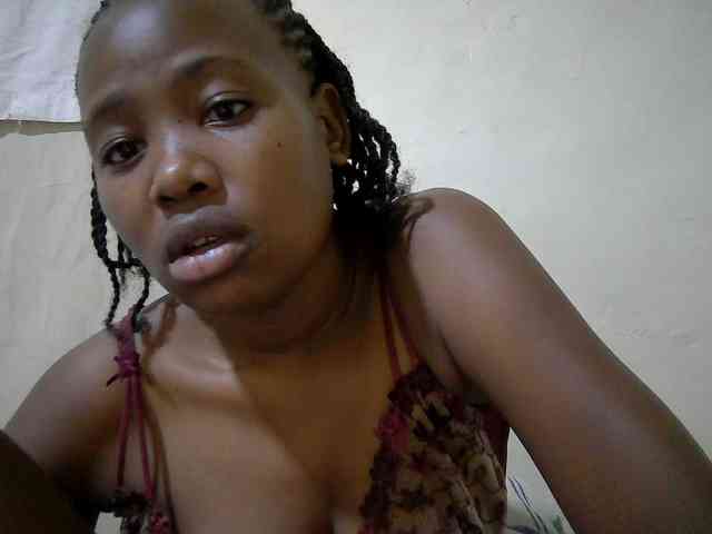 queen-slender webcam