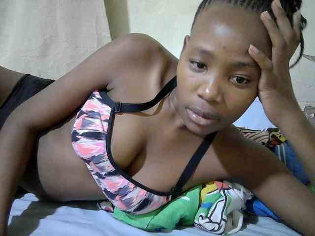 queen-slender webcam