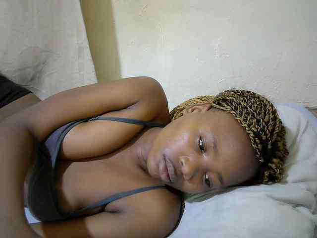 queen-slender webcam