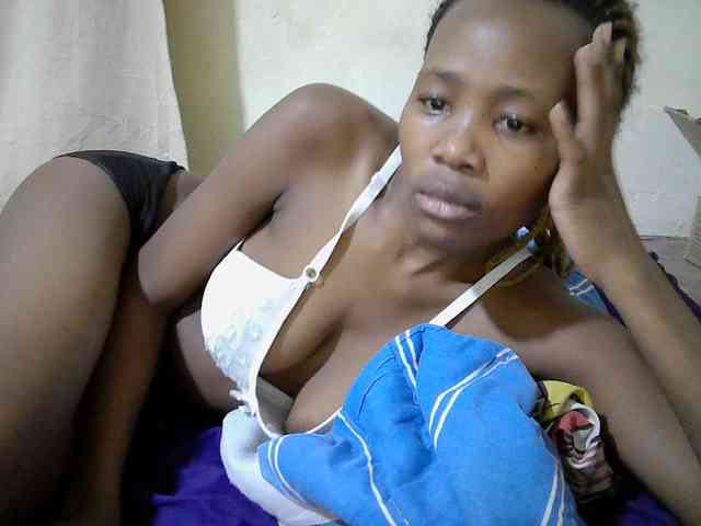 queen-slender webcam