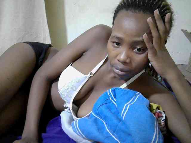 queen-slender webcam