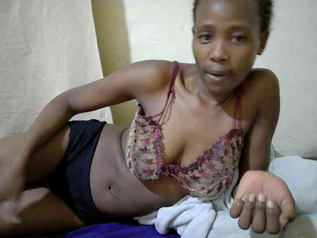 queen-slender webcam