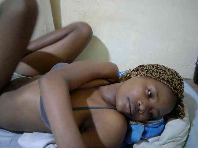 queen-slender webcam