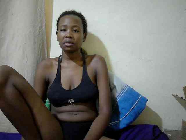 queen-slender webcam