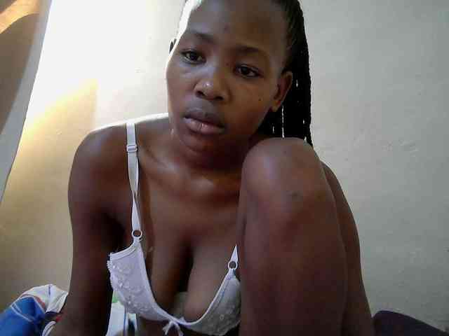 queen-slender webcam