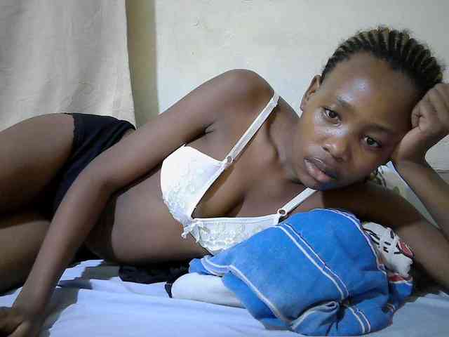 queen-slender webcam