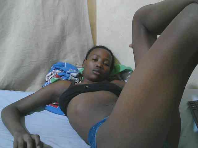 queen-slender webcam