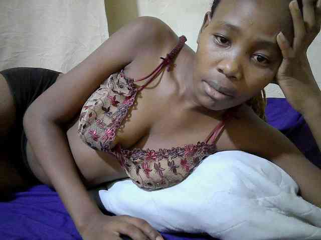 queen-slender webcam