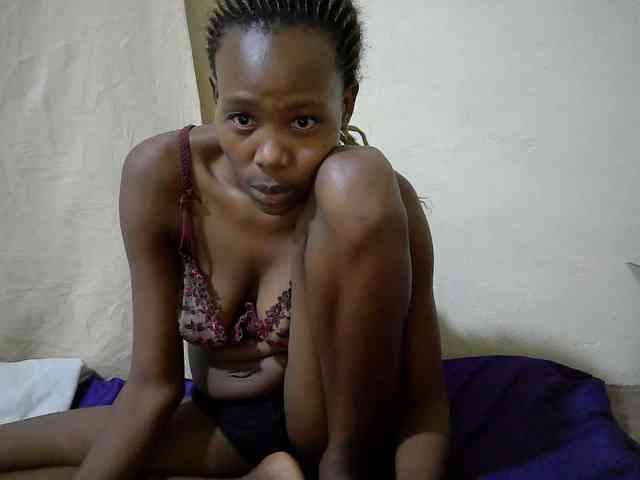 queen-slender webcam