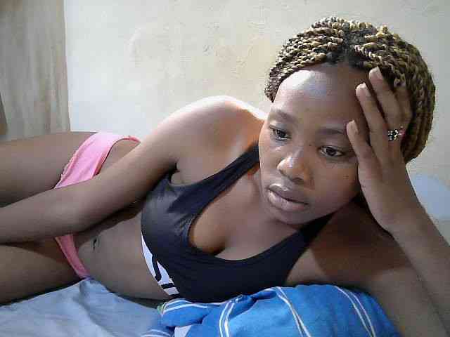 queen-slender webcam