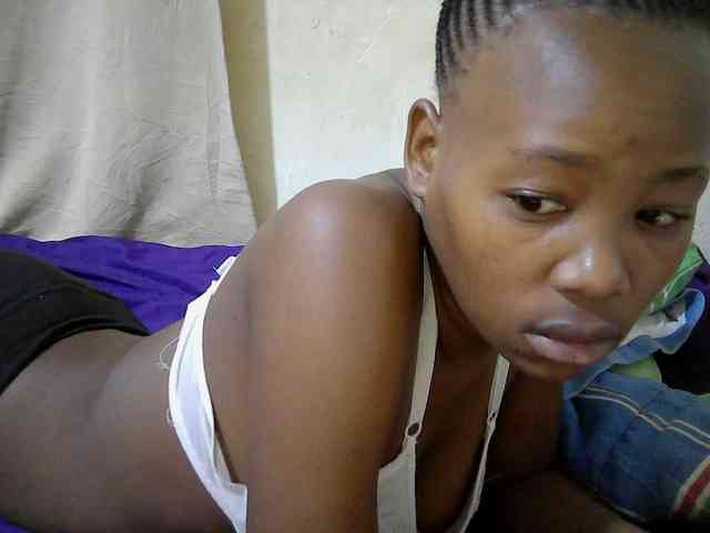 queen-slender webcam