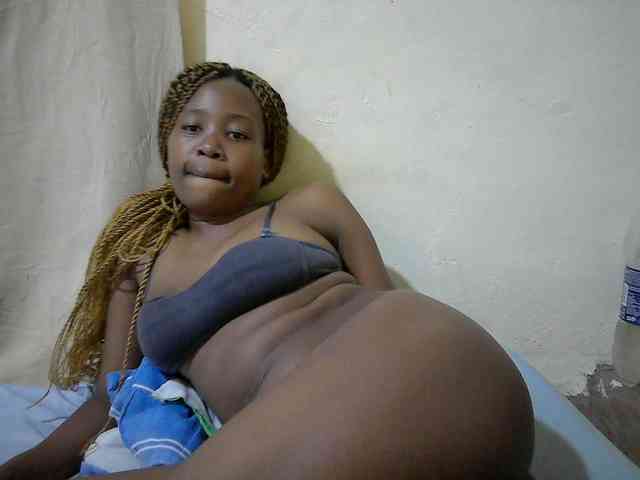 queen-slender webcam