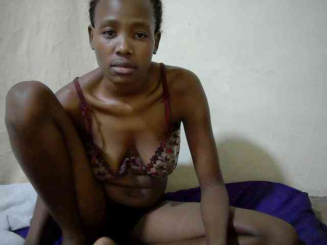 queen-slender webcam