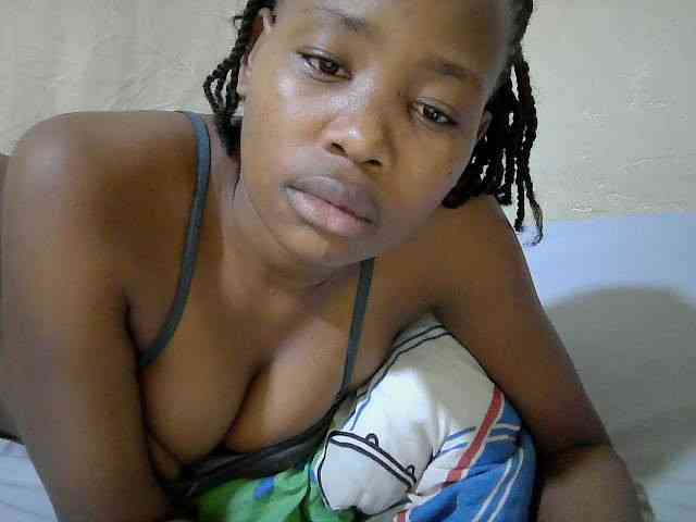 queen-slender webcam