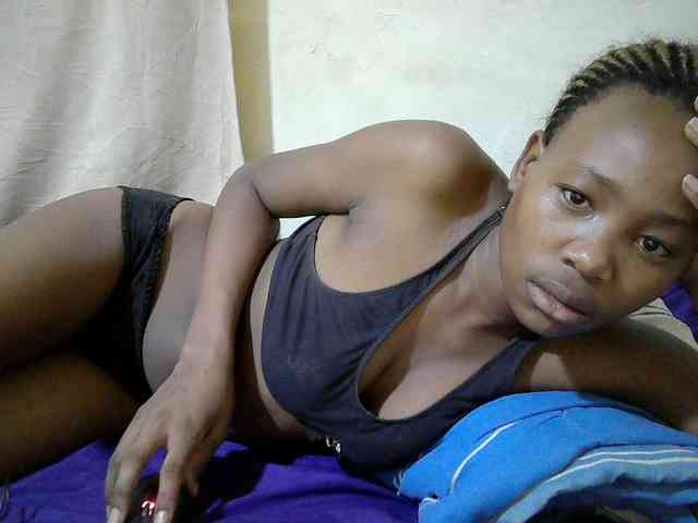 queen-slender webcam