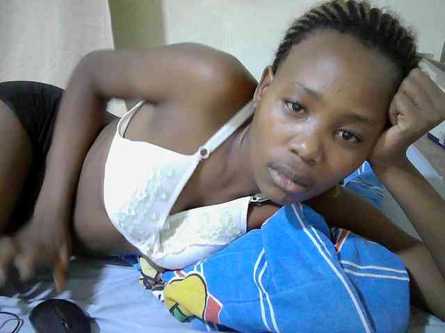 queen-slender webcam