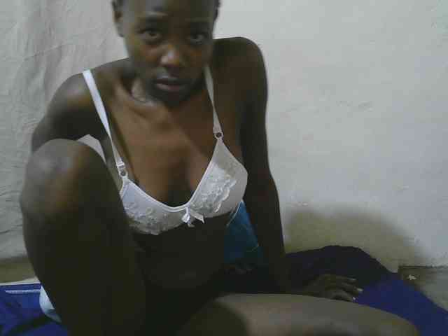 queen-slender webcam