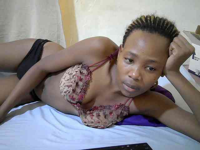 queen-slender webcam