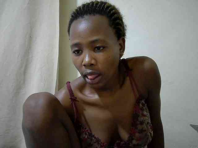 queen-slender webcam