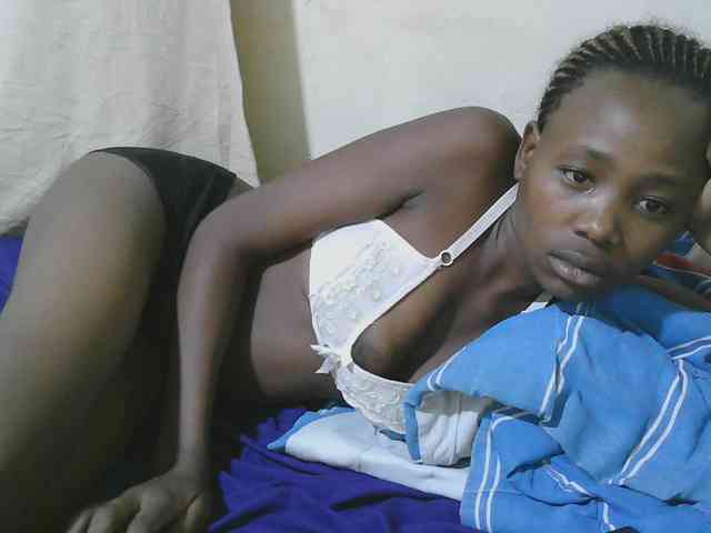 queen-slender webcam