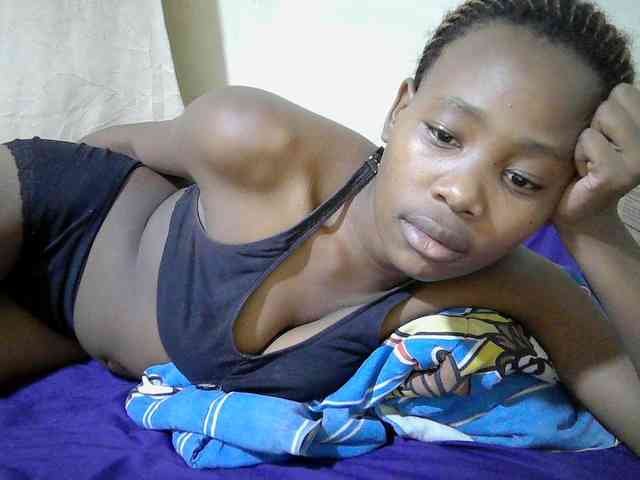 queen-slender webcam