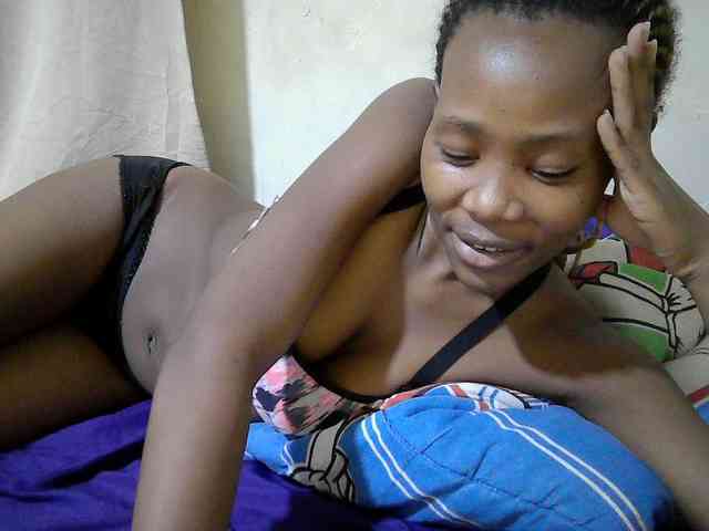 queen-slender webcam