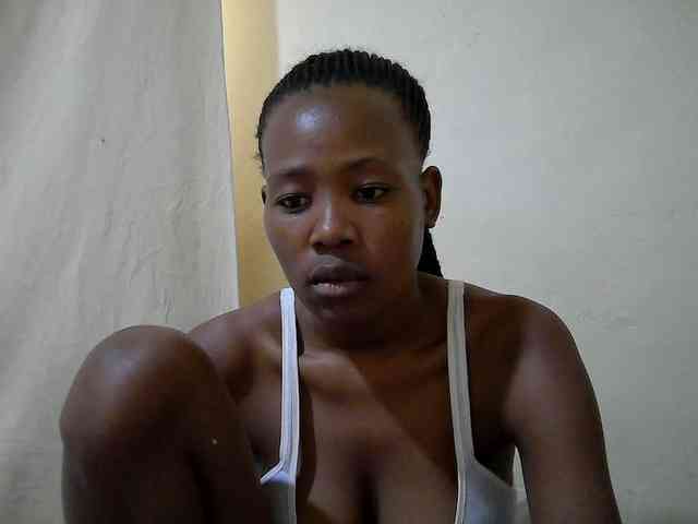 queen-slender webcam