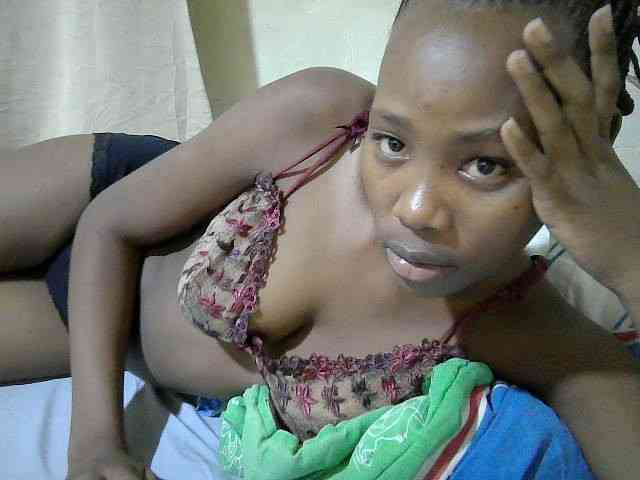 queen-slender webcam