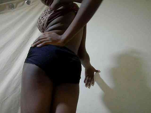 queen-slender webcam